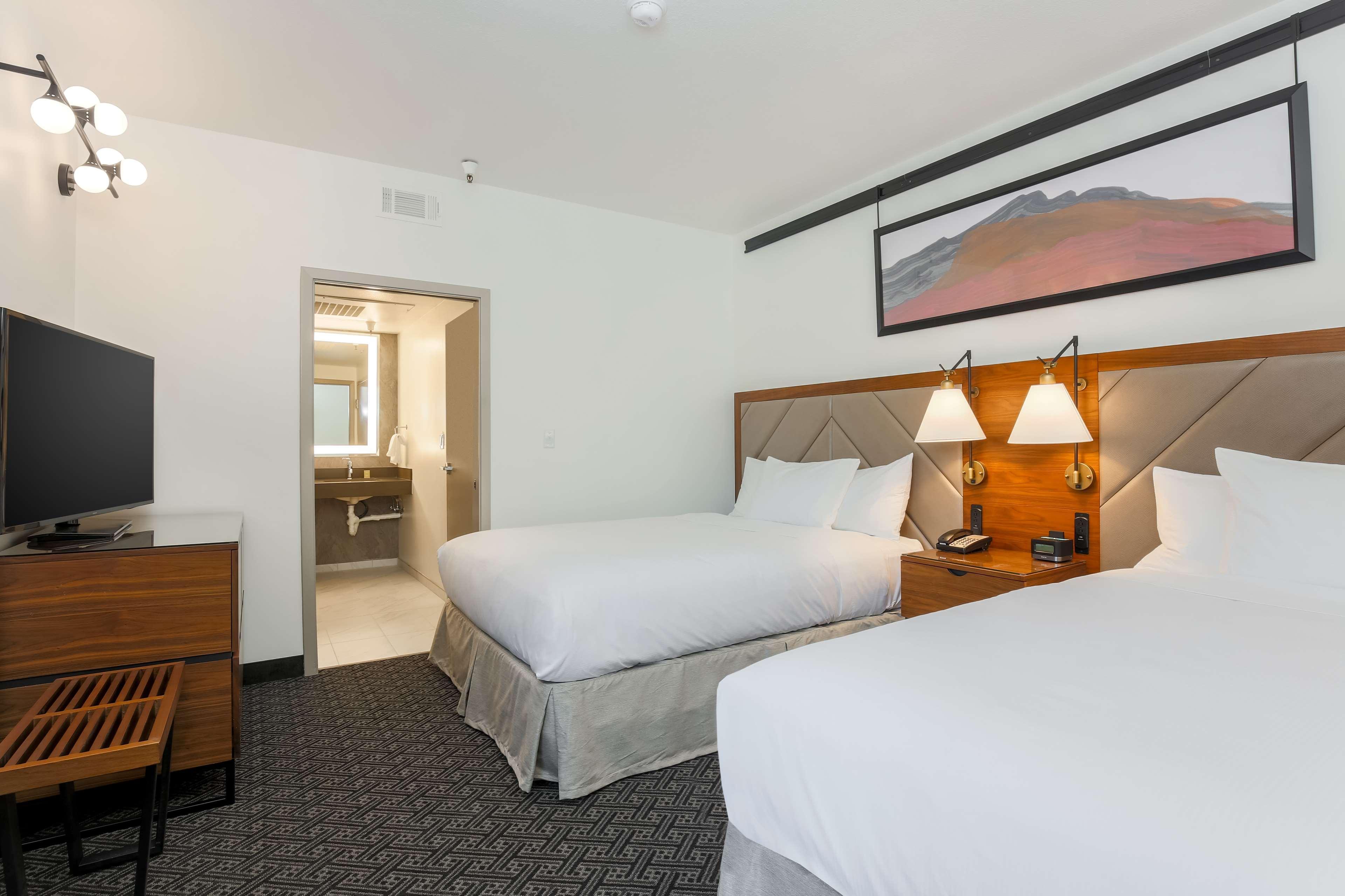 Doubletree Suites By Hilton Hotel Sacramento - Rancho Cordova Exterior photo