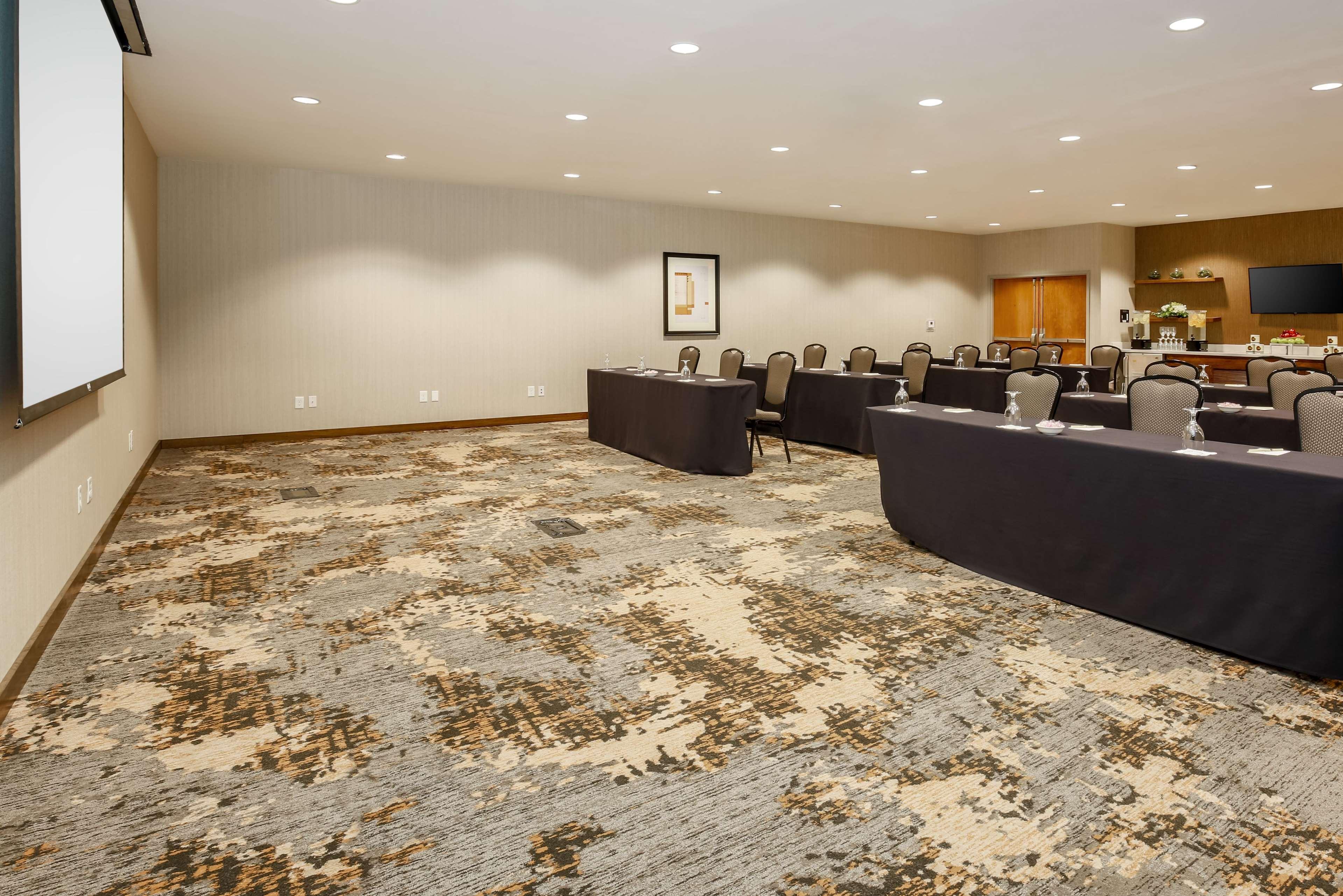 Doubletree Suites By Hilton Hotel Sacramento - Rancho Cordova Exterior photo